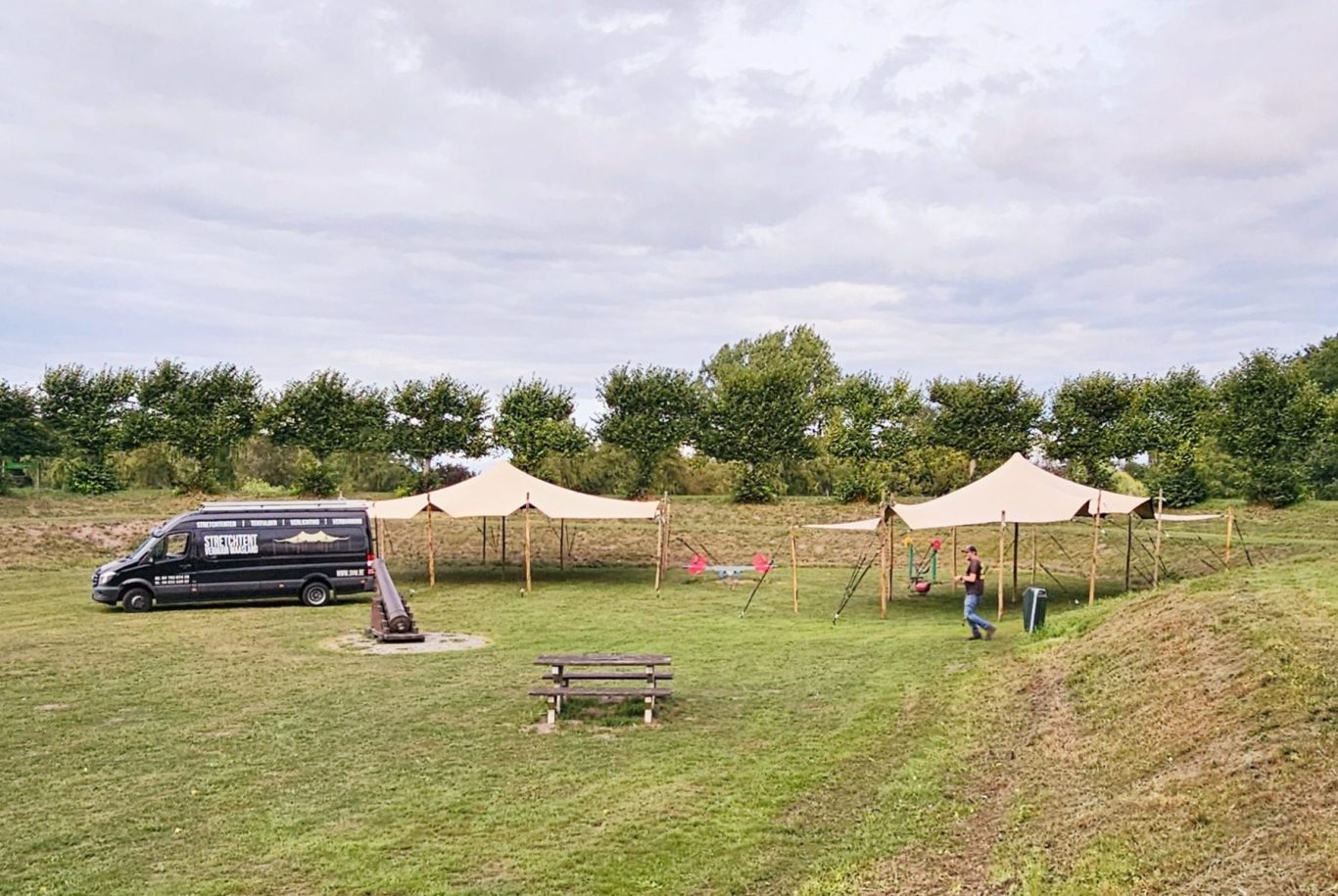 stretchtent huren Oost Vlaanderen