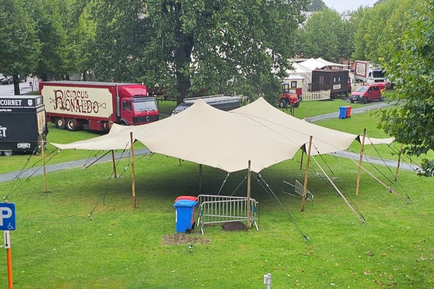 stretchtent huren Zeeuws-Vlaanderen